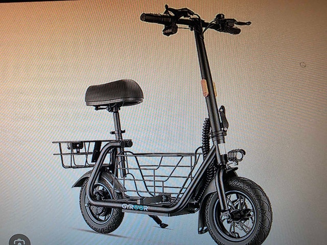 Gyroor C1 Plus Electric Scooter 650W