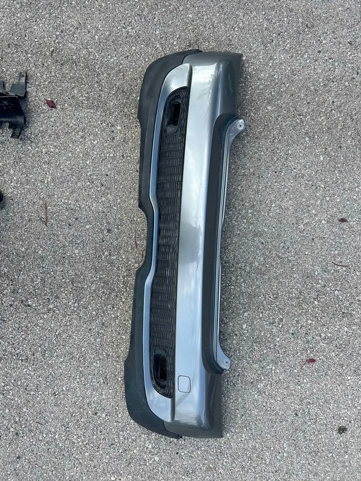 Mini Cooper S R56 Rear Bumper | OEM | Metallic Gray - photo 2