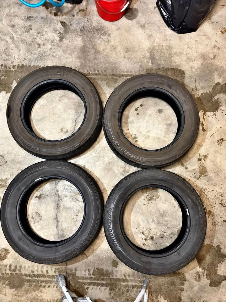 235/60/R18 Bridgestone Ecopia H/L 422 Plus Winter Tires