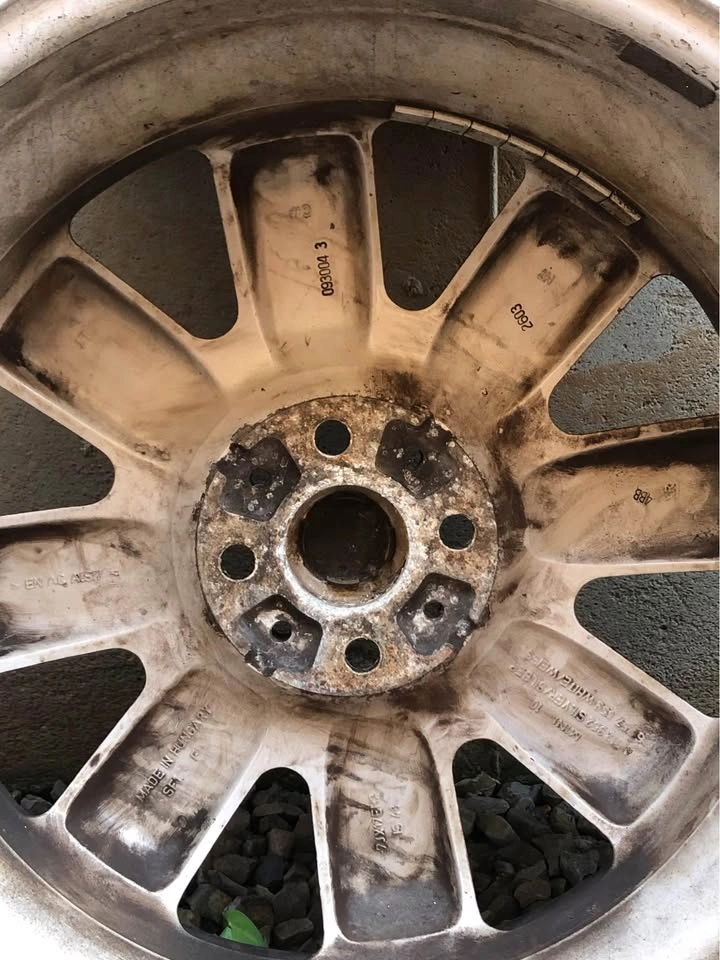 205/50/R17 Bridgestone Blizzak Winter Tires on Mini Cooper Wheel - photo 5