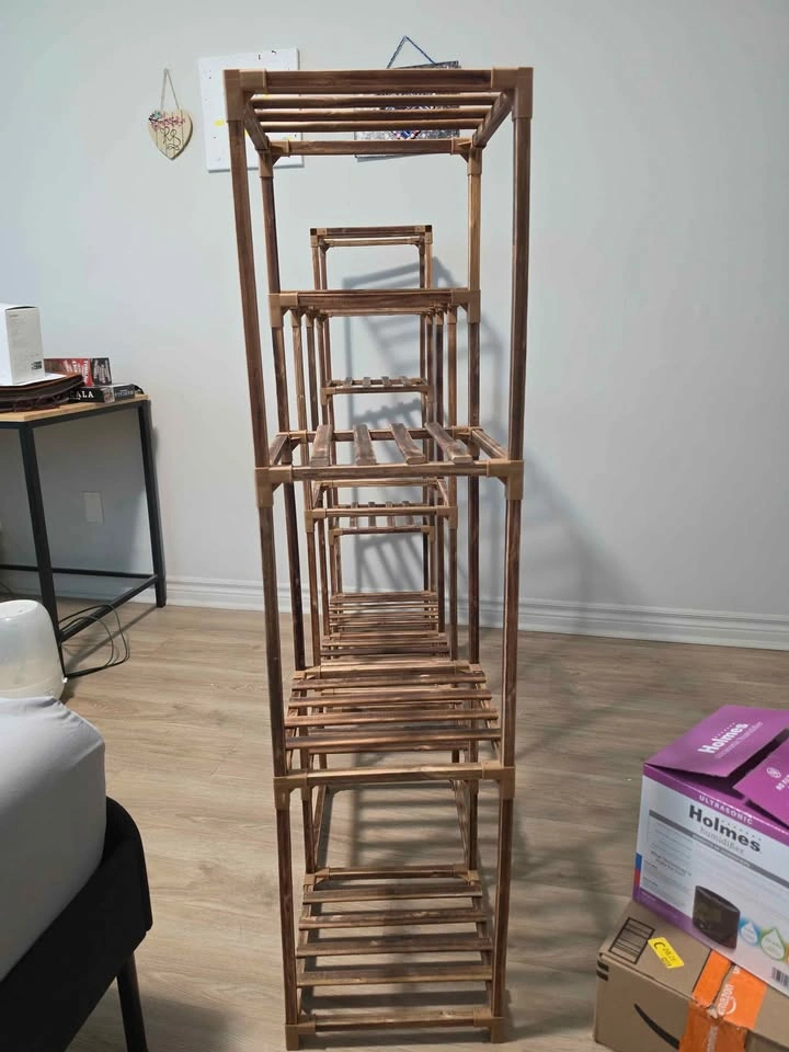 Plant stand - photo 2