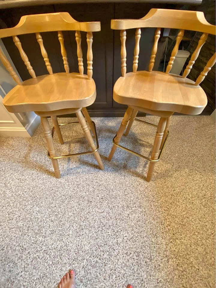 2 Bar stools - solid oak