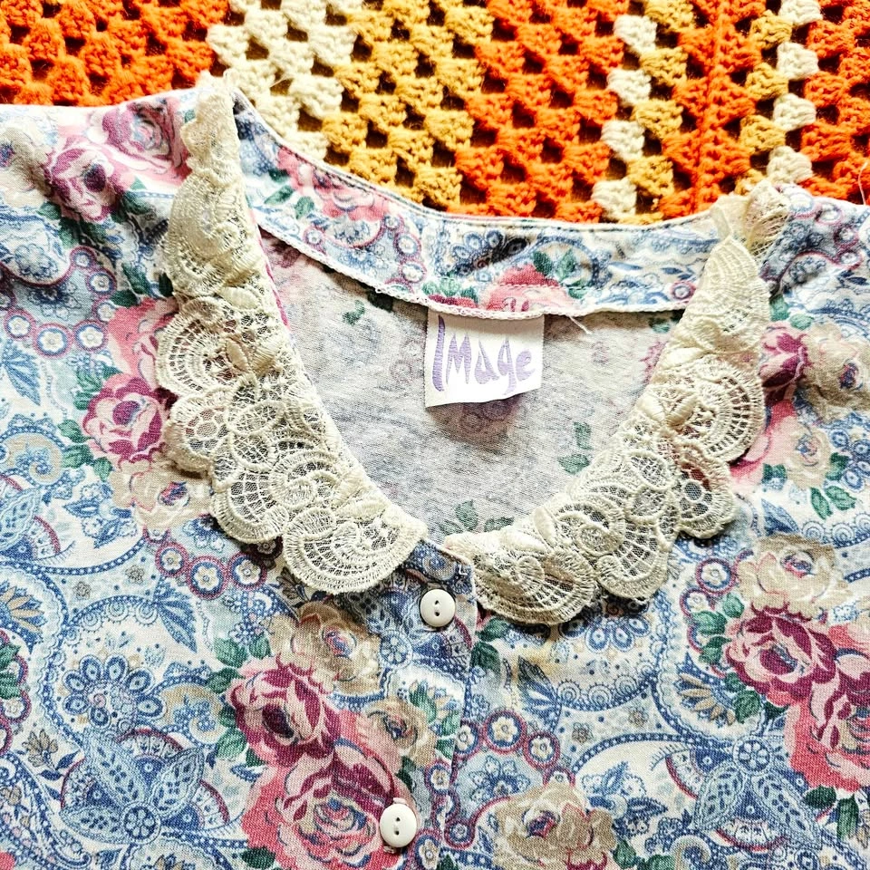 Vintage 3XL Floral Peter Pan Lace Collar TShirt - photo 2