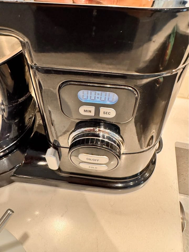 Cuisinart SM-55 5.5-Qt Stand Mixer + Food Processor Attachment - photo 5