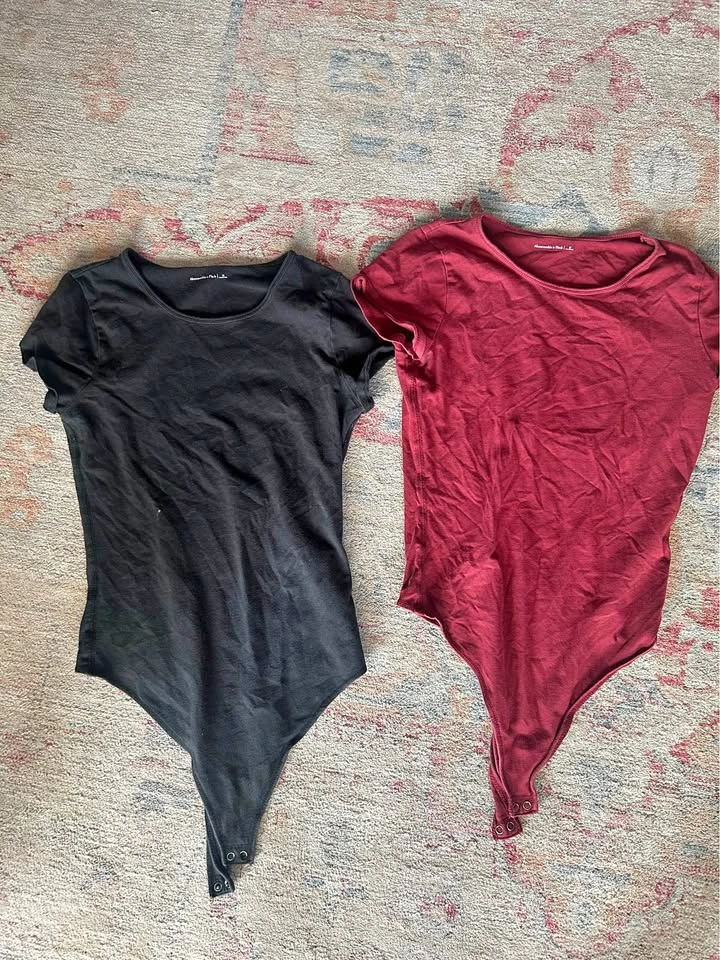 Assorted Women's Shirts and Tops - Size Small/Medium