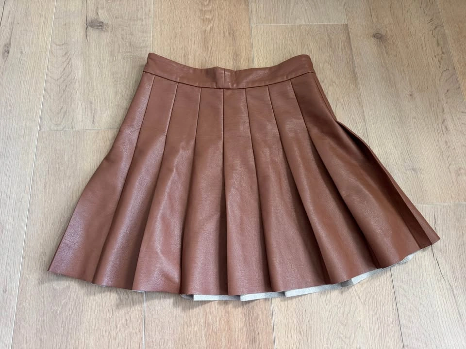 Aritzia Sundeh Brown Faux Leather Pleated Mini Skirt - photo 3
