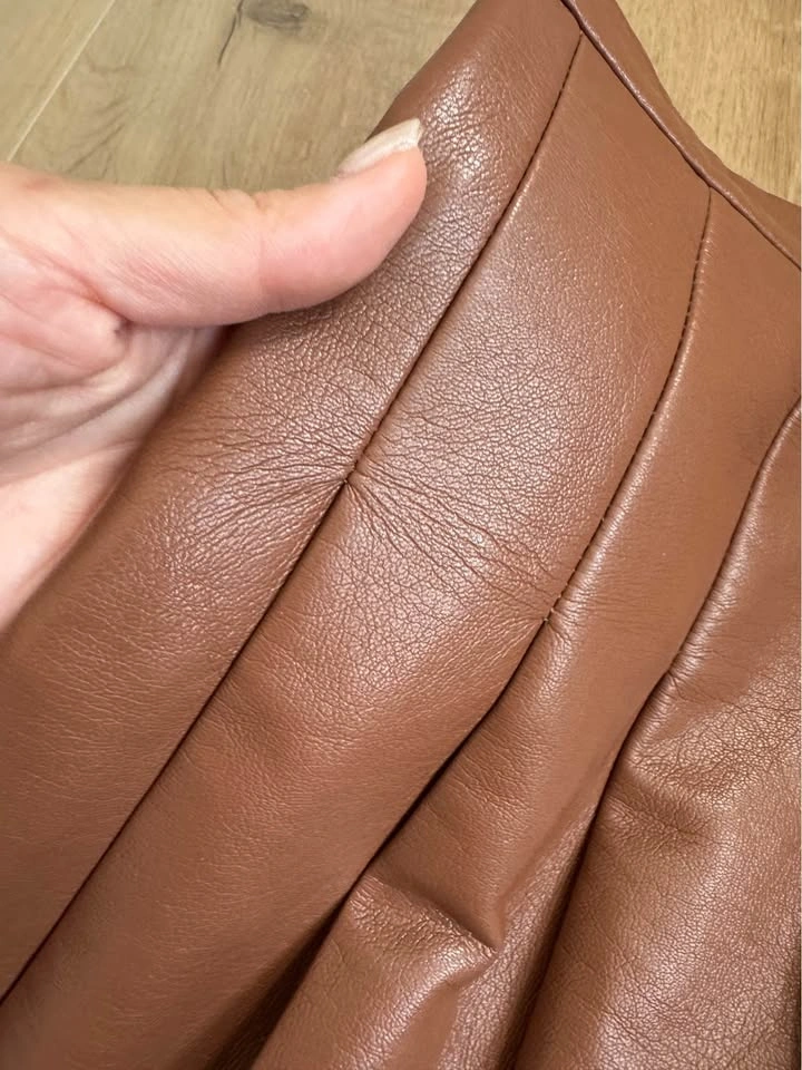 Aritzia Sundeh Brown Faux Leather Pleated Mini Skirt - photo 4