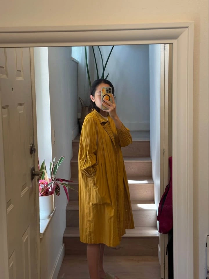 Pleats Mustard Yellow Trench Coat - photo 2