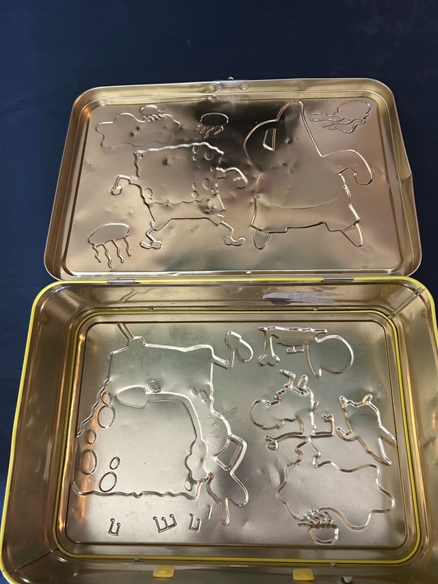 SpongeBob SquarePants metal suitcase - photo 4