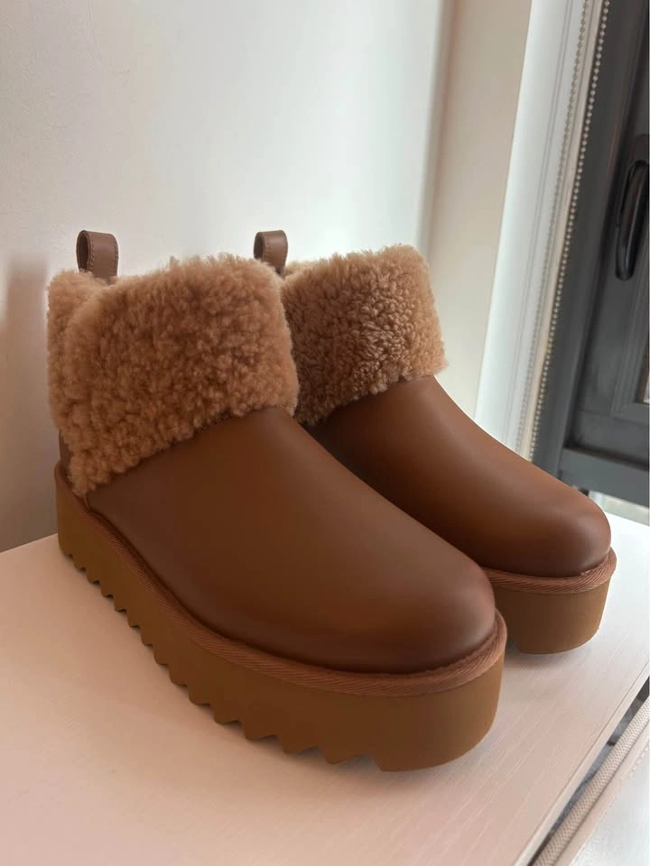 New UGG Ultra Mini Alina Ankle Boots -Size 7 - photo 2