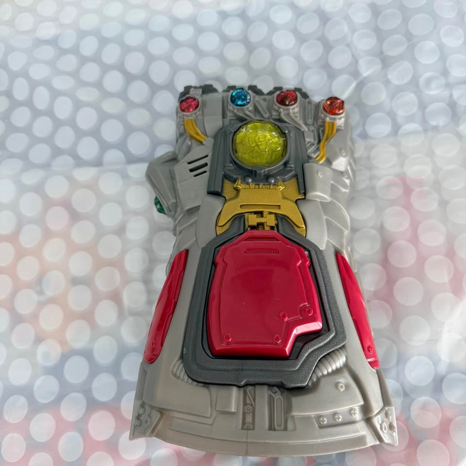 Marvel Avengers: Endgame Electronic Thanos Gauntlet Fist - photo 3