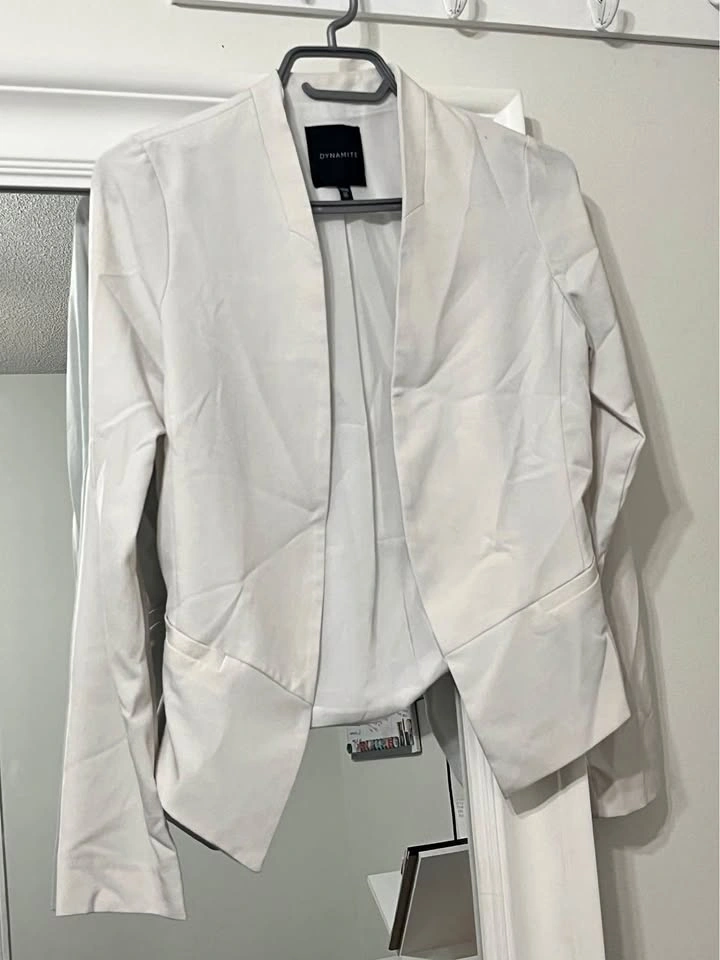 Dynamite White Blazer