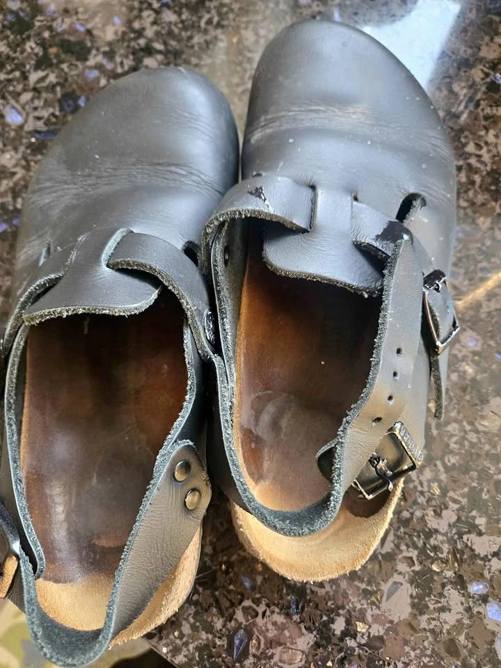 Birkenstock Tokio Super Grip Leather Clogs