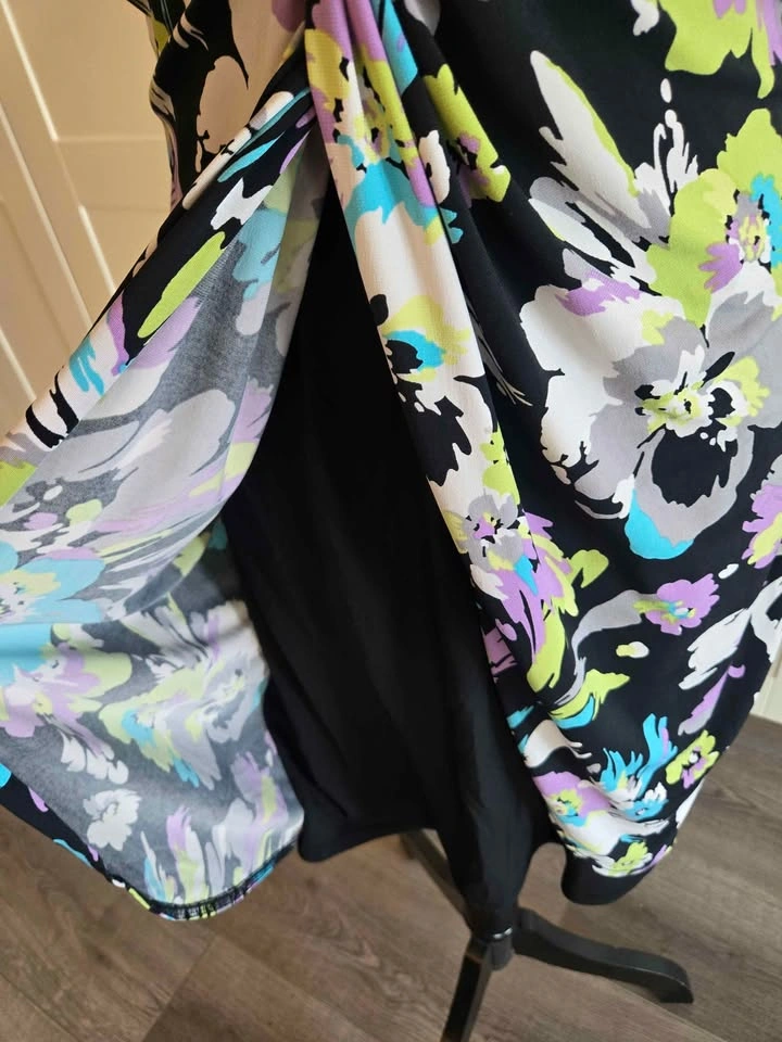 Floral Twist Front Sleeveless Dress - photo 2