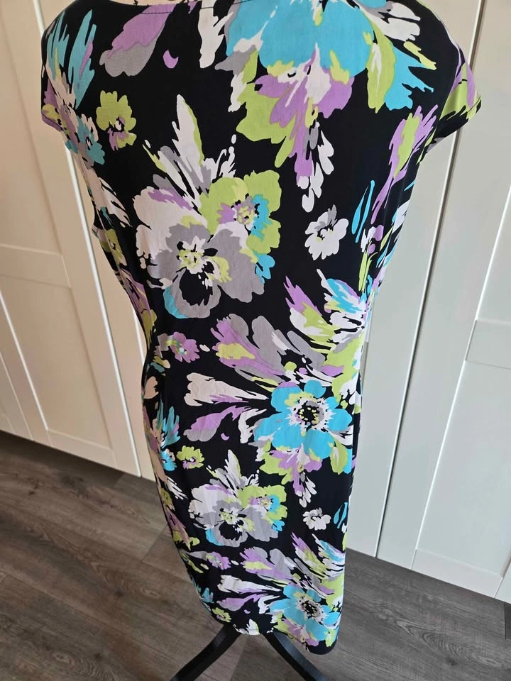 Floral Twist Front Sleeveless Dress - photo 4