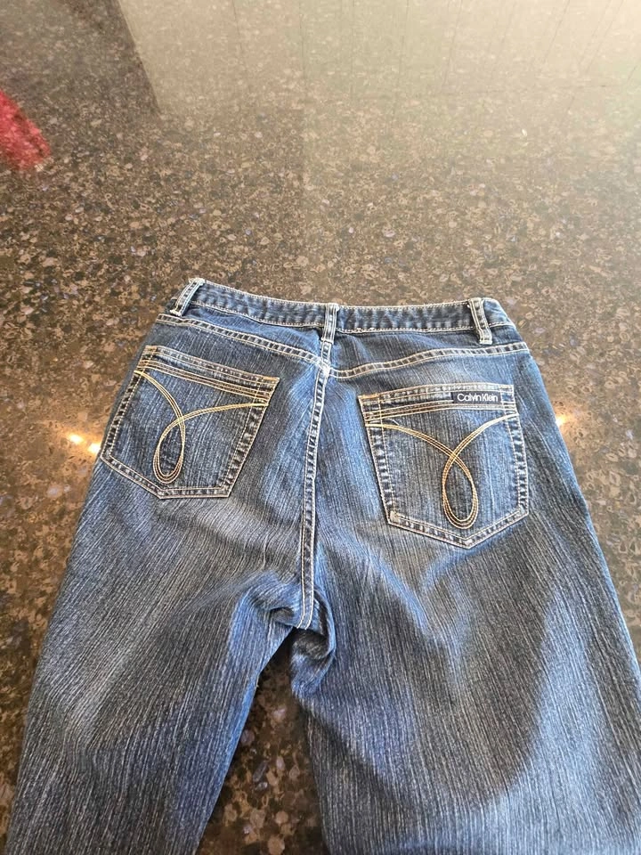 Calvin Klein Jeans Bootcut Size 8 - photo 5