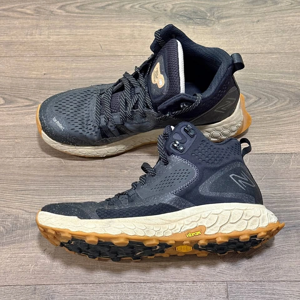 New Balance Hierro HT Mid hiking boots - men’s US 10.5