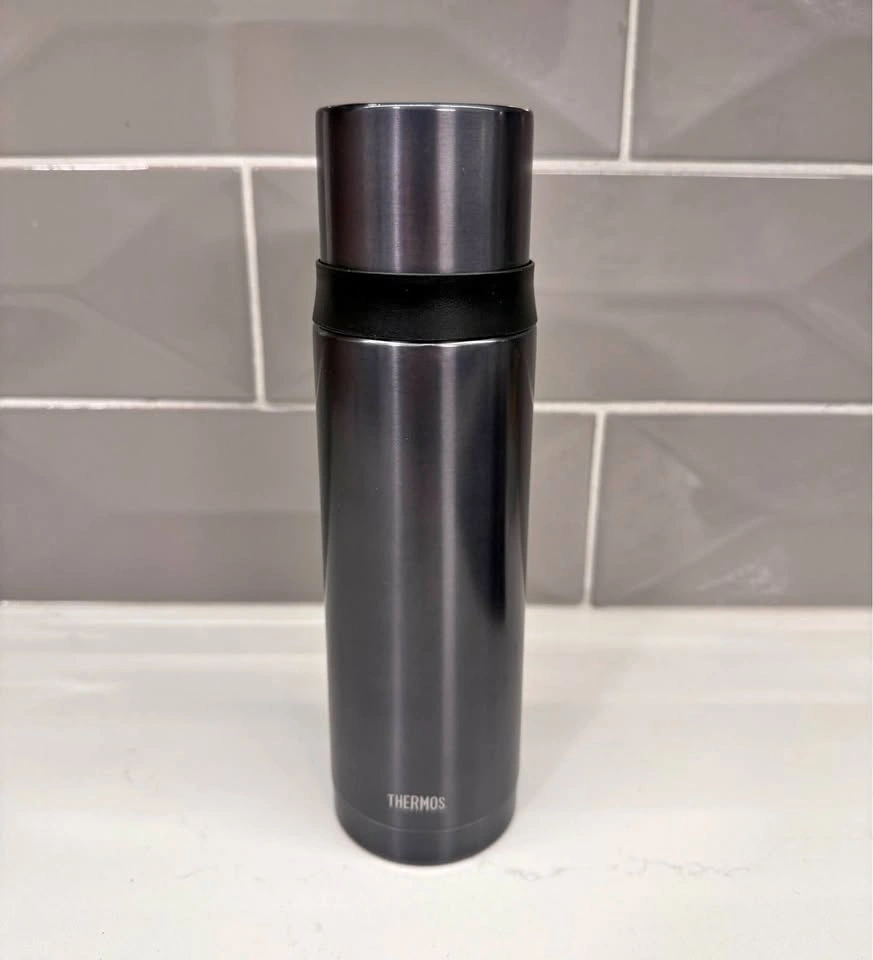 Thermos insulated bottle