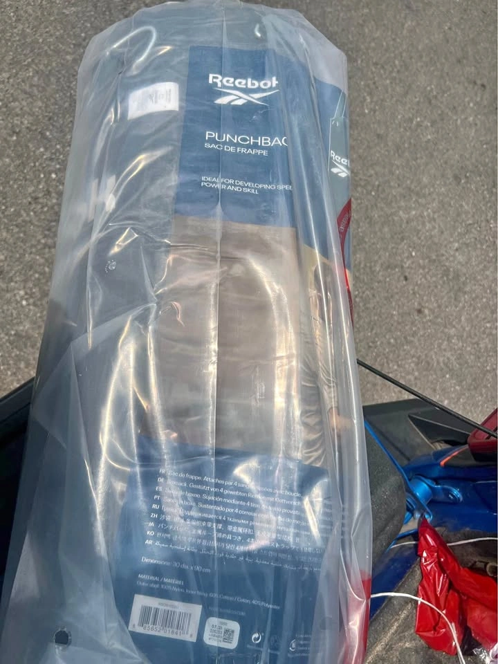 Brand new Reebok 3’ 18KG punching bag