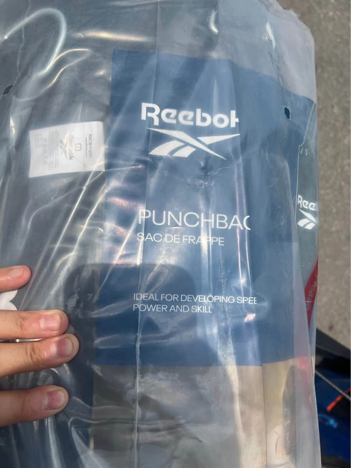 Brand new Reebok 3’ 18KG punching bag - photo 2