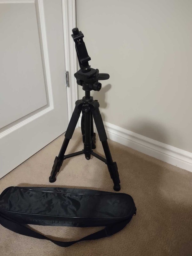 Tripod with case