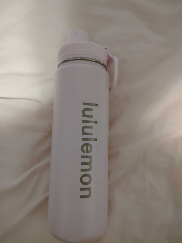 Lululemon Waterbottle