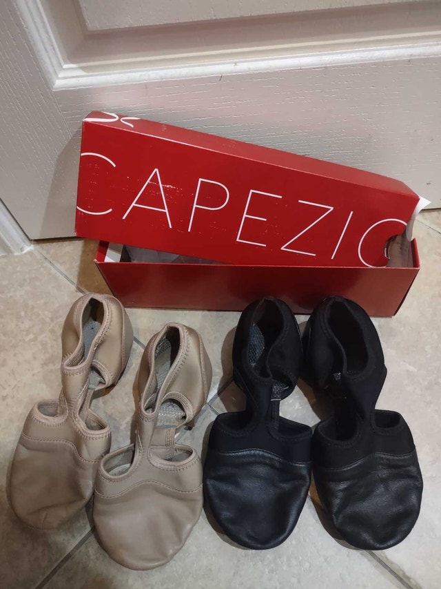 Capezio Padini Jazz Shoes Size 8