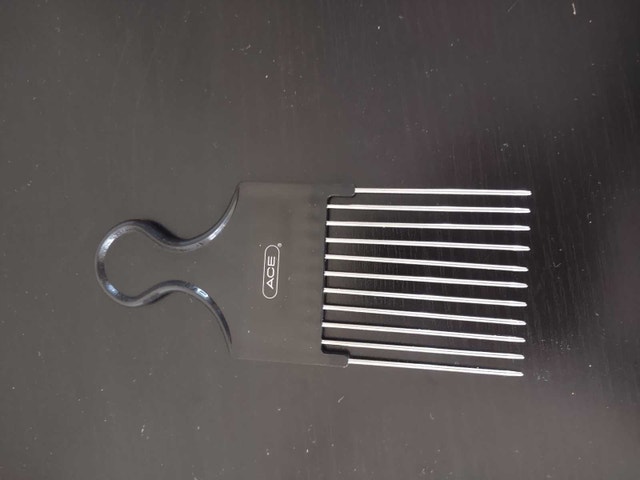 Ace Hair Pick