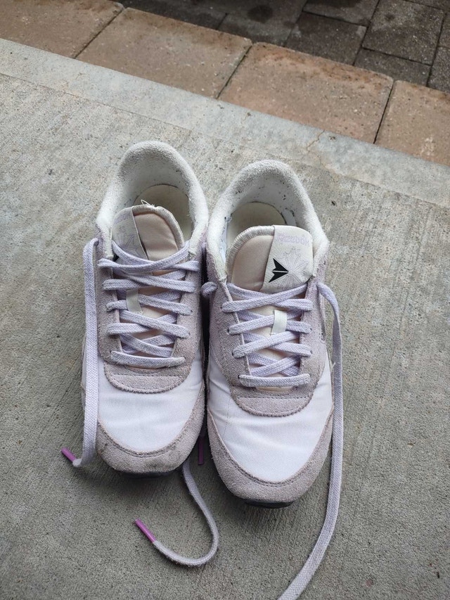 Reebok Shoes Size 8 1/2 - photo 3