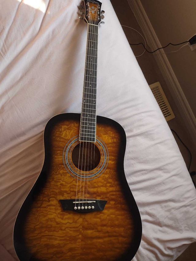 Washburn Premium Acoustic Guitar + Accessories - photo 2