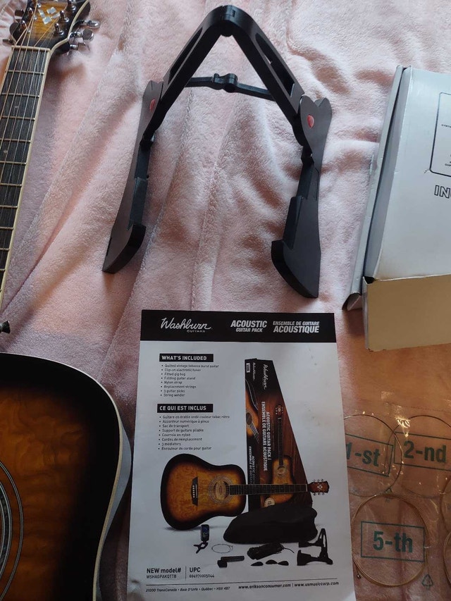 Washburn Premium Acoustic Guitar + Accessories - photo 3