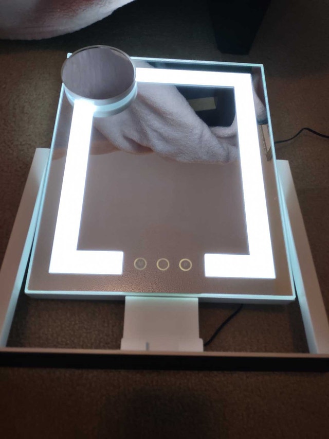 Light Up Mirror for vanity