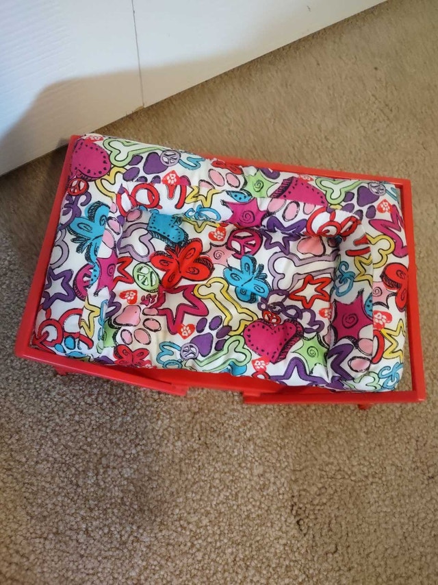 American Girl Pet Bed - photo 3