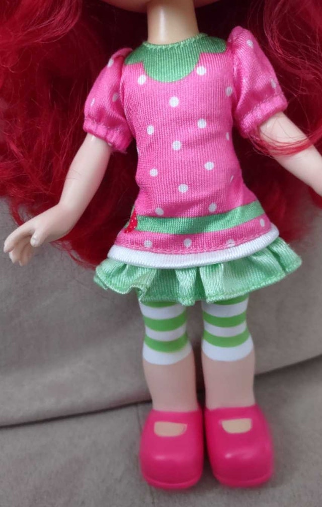 Strawberry Shortcake Doll - photo 2