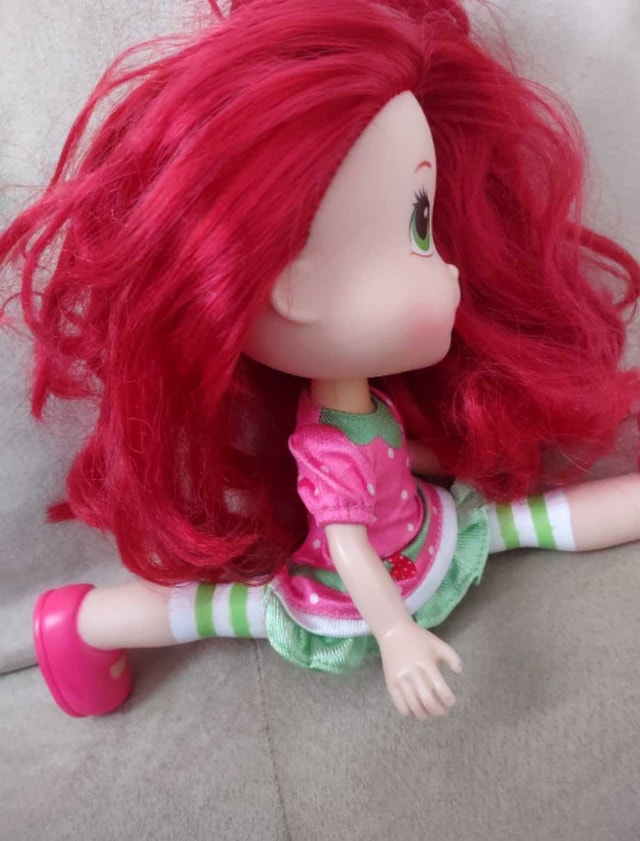 Strawberry Shortcake Doll - photo 5