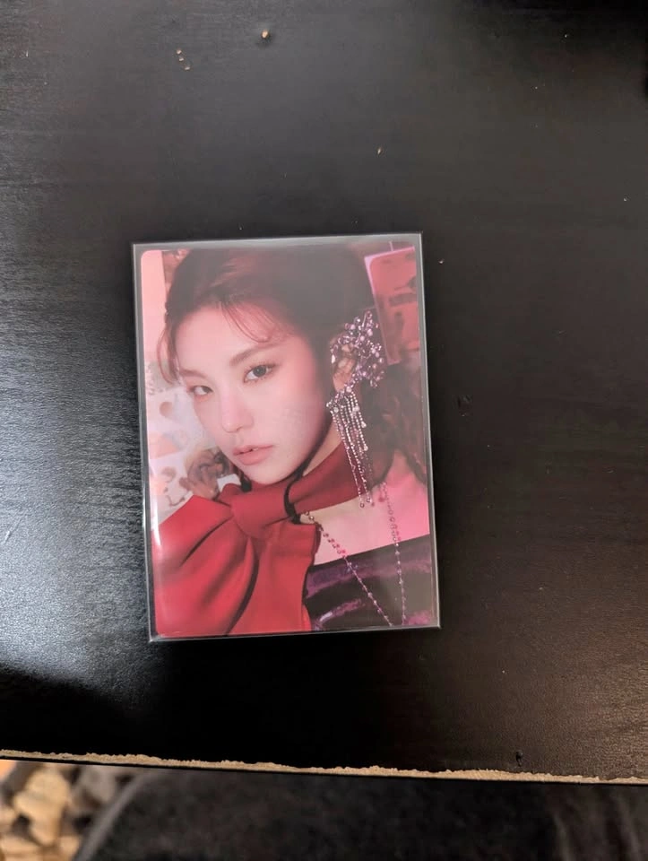 ITZY Yeji Photocard