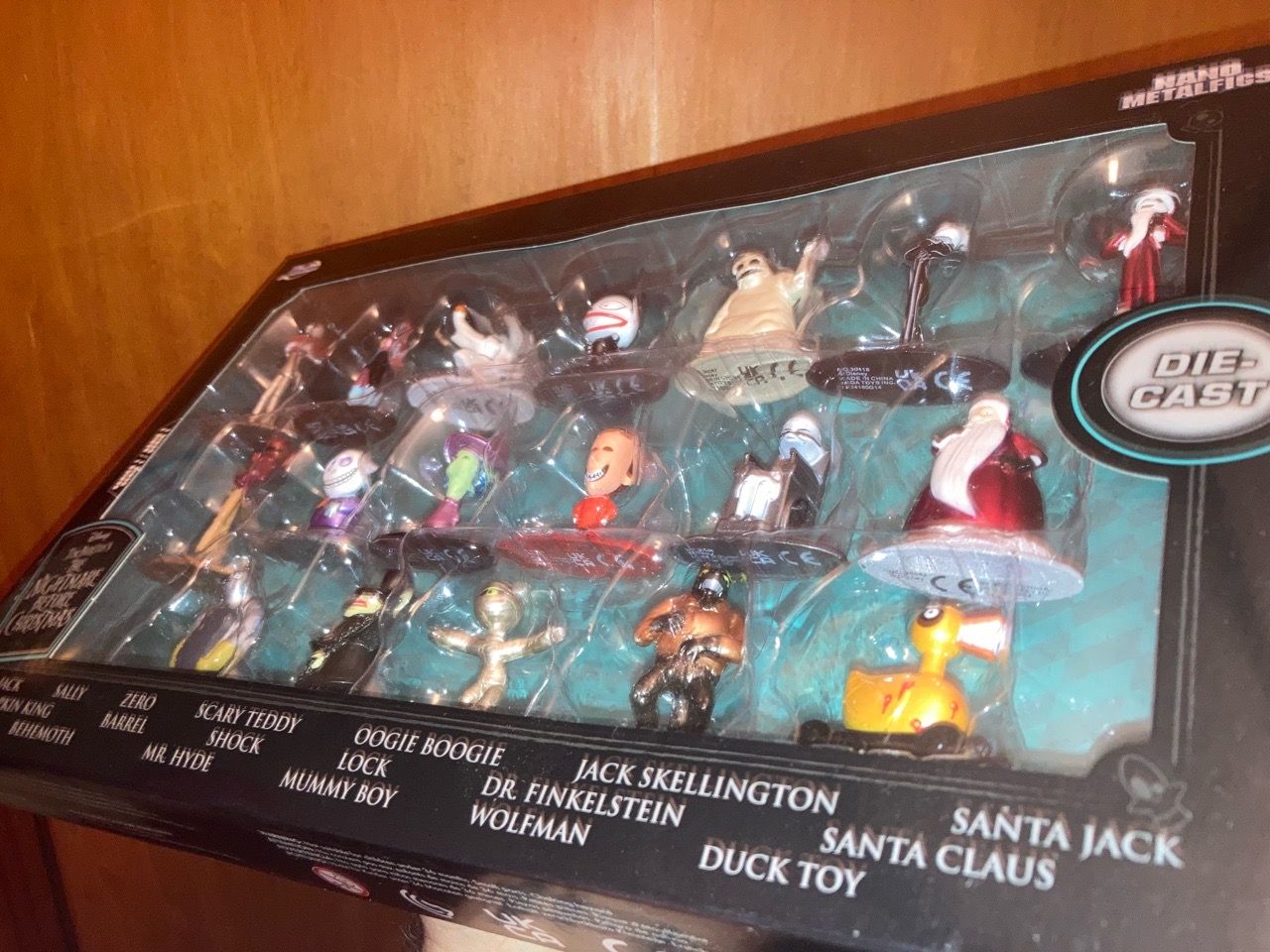 18pc. Nightmare Before Christmas Die-Cast Nano MetalFigs Set - photo 4