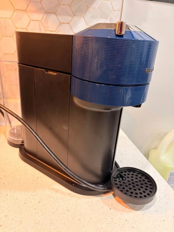 Nespresso Vertuo Next by Breville - Midnight Blue - photo 4