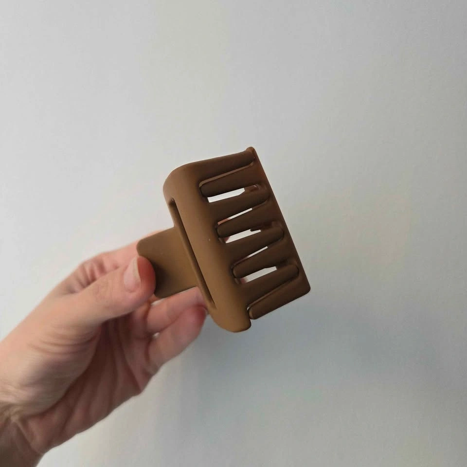Matte Brown Hair Claw Clip Set - photo 3
