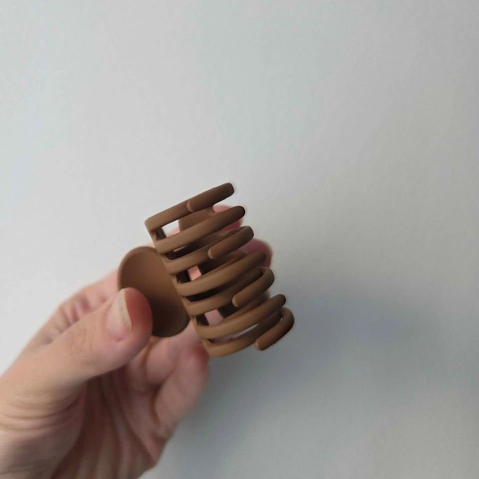 Matte Brown Hair Claw Clip Set - photo 4