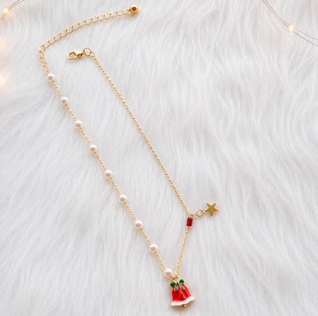 Luxury Collarbone Chain Temperament Cold Wind White Pearls