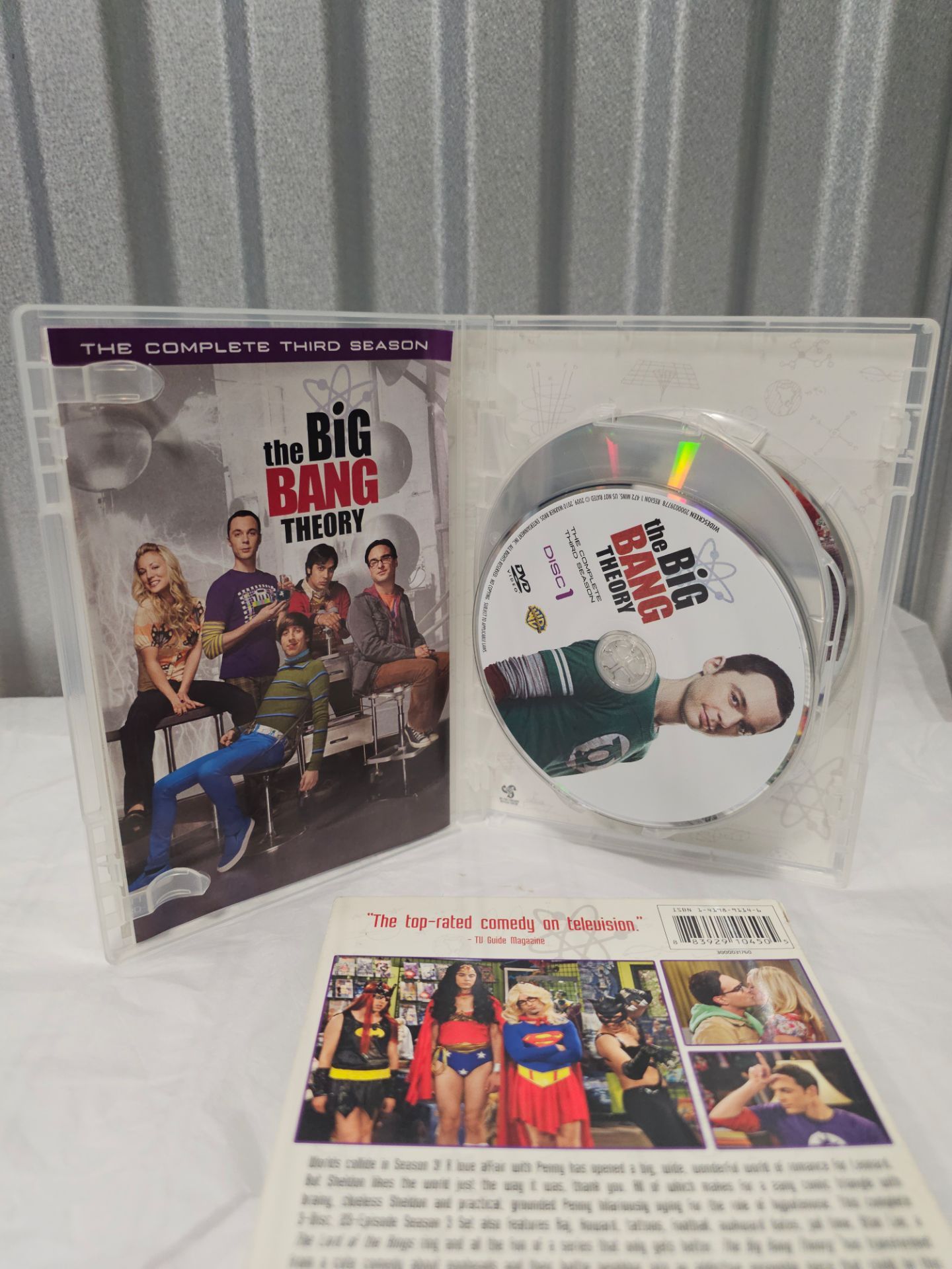The Big Bang Theory Complete Third Season 3 Widescreen DVD - photo 3