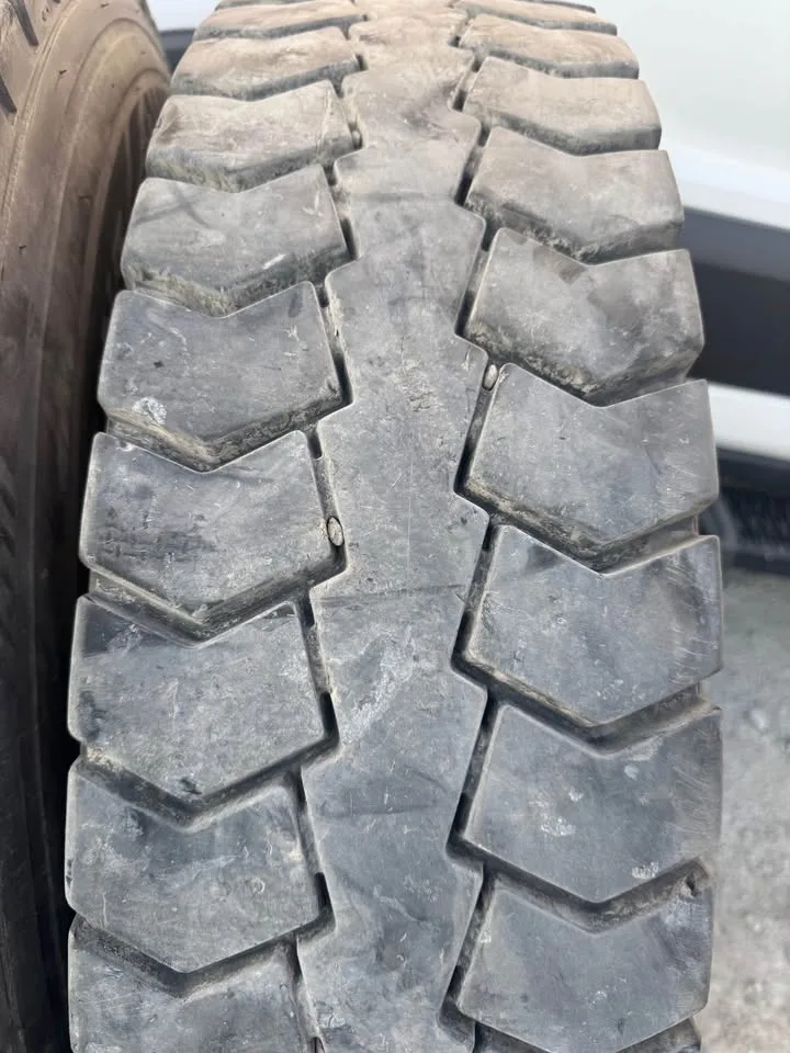 Dump truck used two tire for sale image indicator(2)