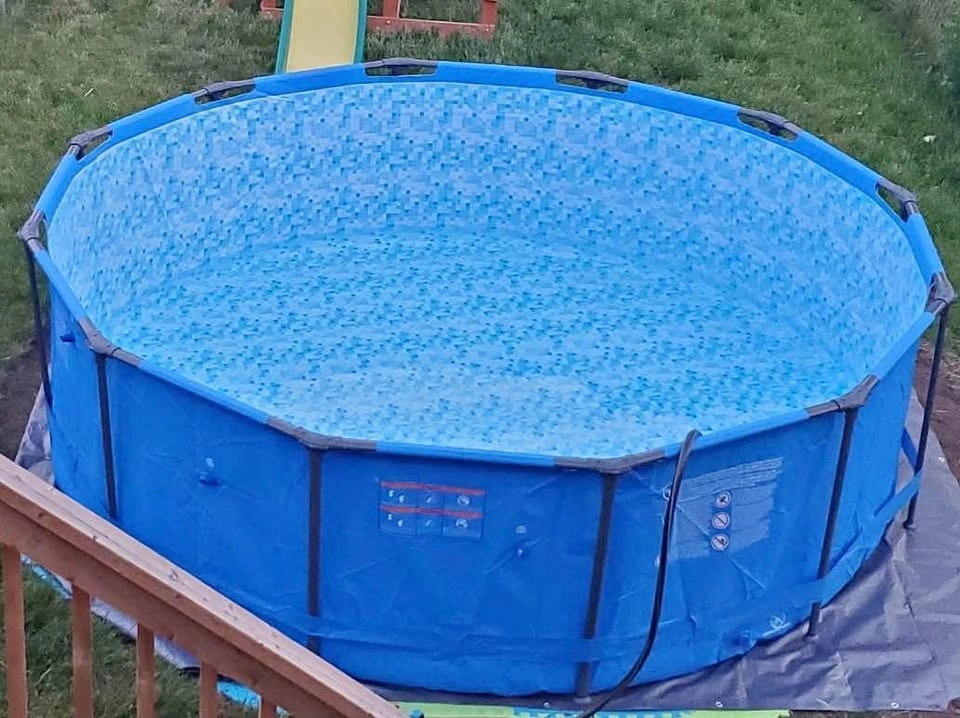 Bestway 12ft round above ground pool
