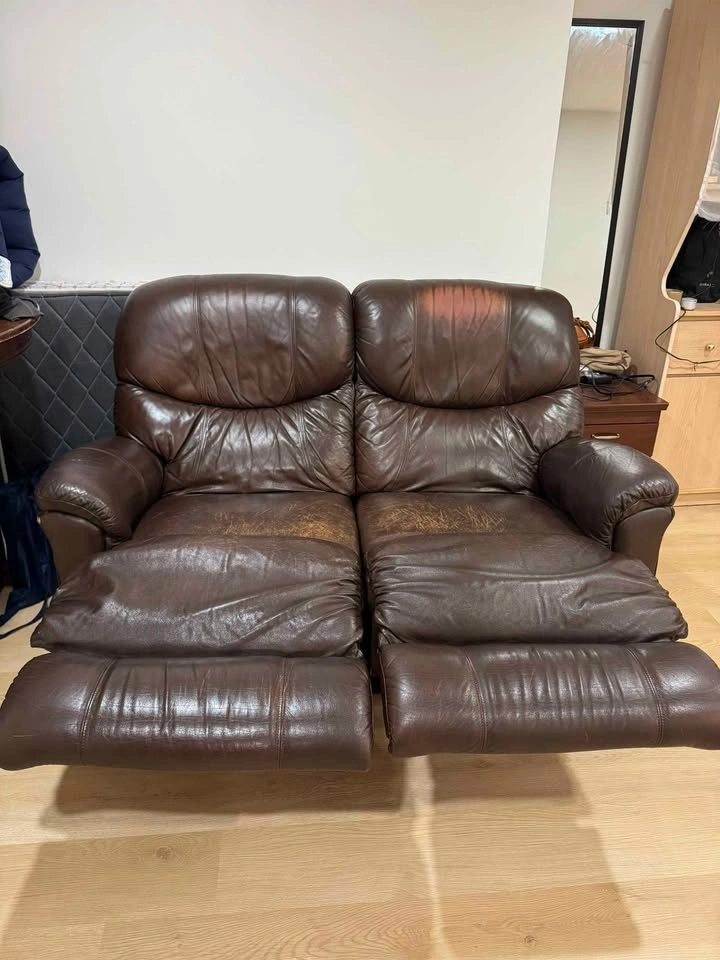 Leather Reclining Sofa – Moving Out Sale – $50 - photo 3