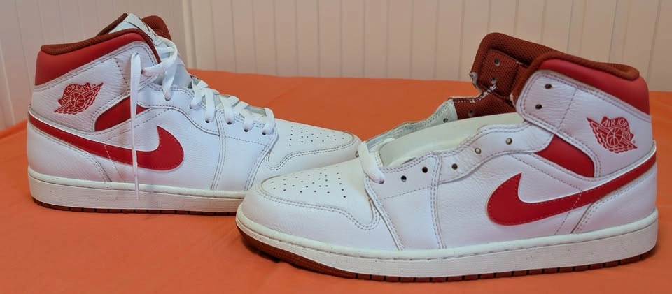 Men's Air Jordan 1 Mid SE "Dune Red" - BNIB - photo 2