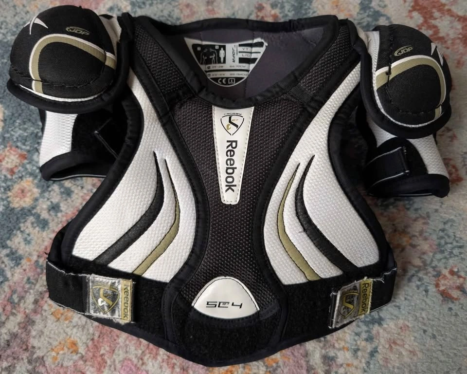 Hockey Child Equipment - photo 5
