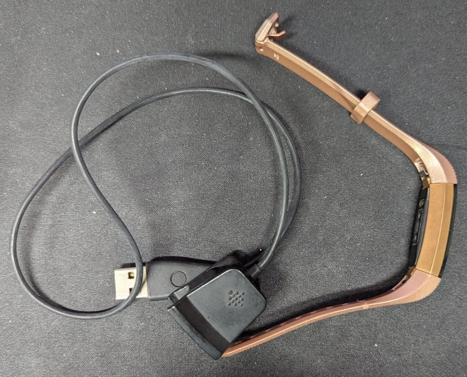 Fitbit Alta HR + 3 Bands - photo 4