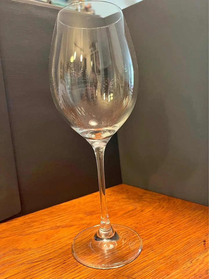 Wine glasses