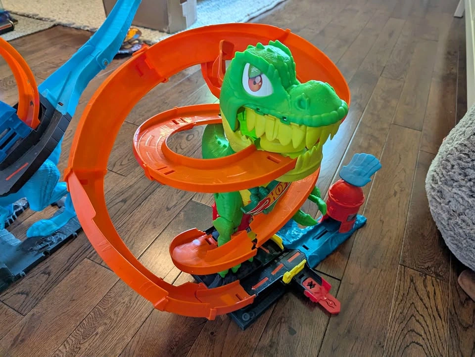 Hot wheels Trex Track Set